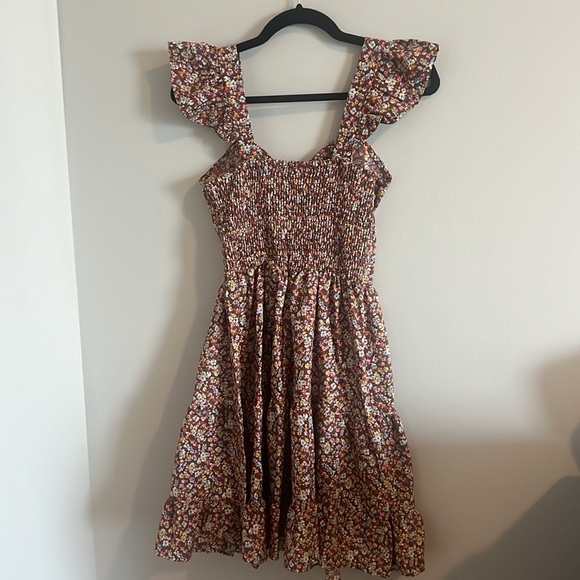Pretty garden summer dress - Picture 2 of 3